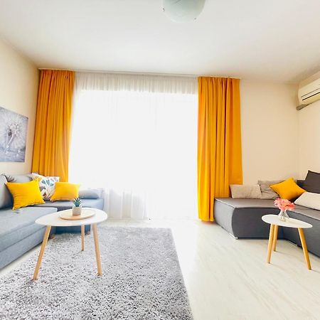 Central Paradise - Free Parking Варна Екстериор снимка